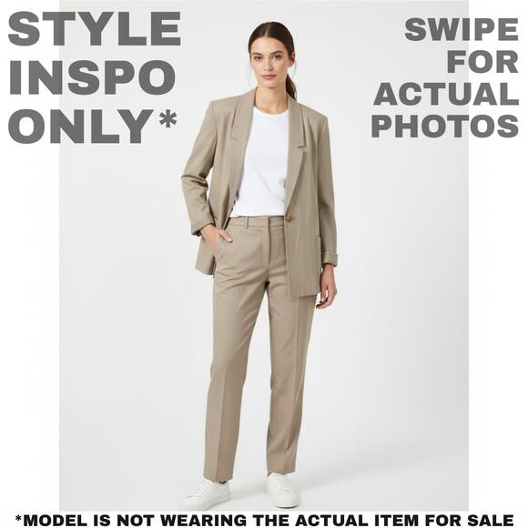 Sag Harbor 20W Premium Beige/Neutral Tailored Blazer [056] - Picture 3 of 11